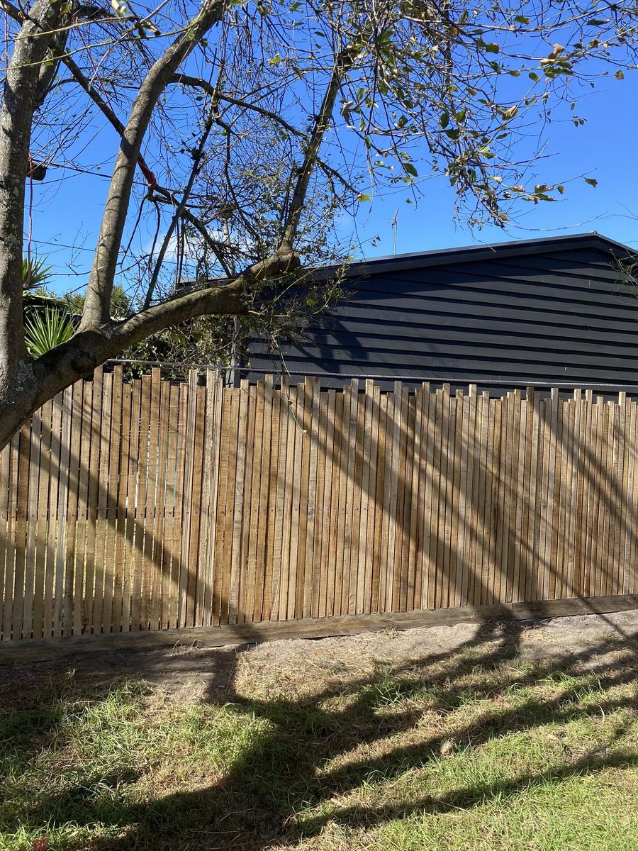 Hardwood batten staggered tops